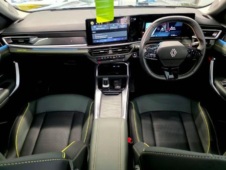 2026-Renault-Duster-13T-Iconic-EDC-Auto_17