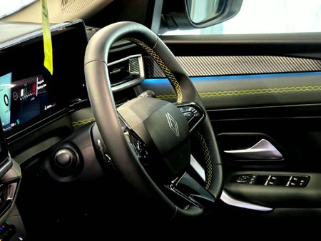 2026-Renault-Duster-13T-Iconic-EDC-Auto_21