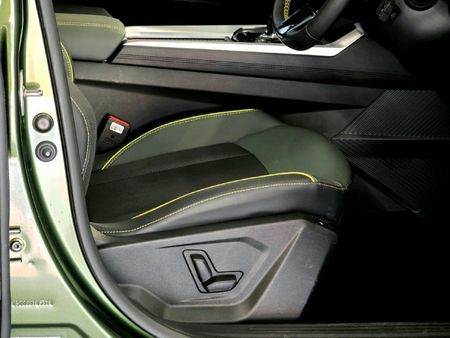 2026-Renault-Duster-13T-Iconic-EDC-Auto_24