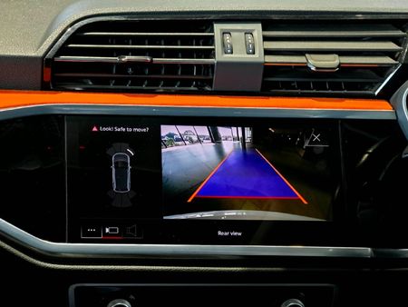 2025-Audi-Q3-35TDI-S-Tronic_17