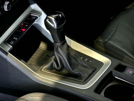 2025-Audi-Q3-35TDI-S-Tronic_24
