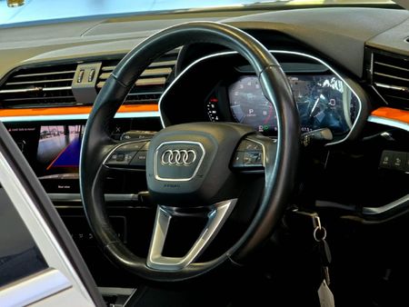 2025-Audi-Q3-35TDI-S-Tronic_31