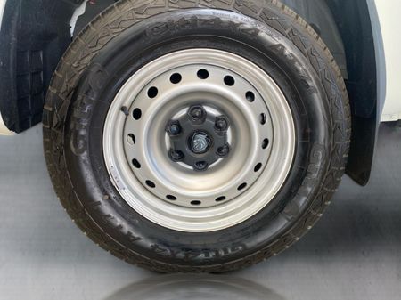 2026-Peugeot-Landtrek-19D-Active-Double-Cab-4x4_29