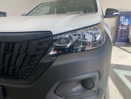 2026-Peugeot-Landtrek-19D-Professional-Double-Cab_28