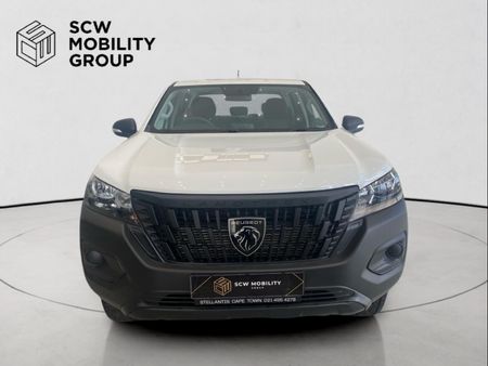 2026-Peugeot-Landtrek-19D-Professional-Double-Cab_1