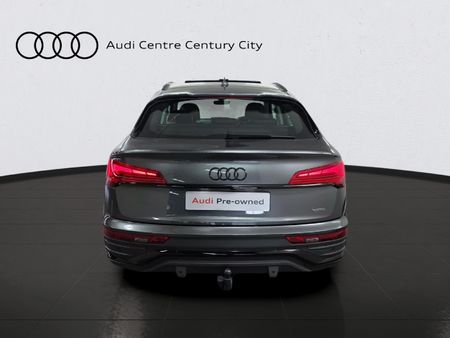 2026-Audi-Q5-Sportback-quattro-Black-Edition-40-TDI_4