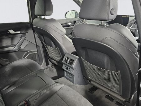 2026-Audi-Q5-Sportback-quattro-Black-Edition-40-TDI_7