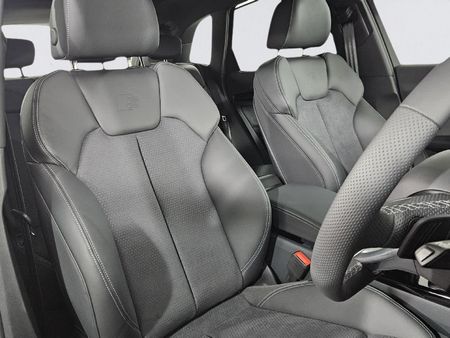 2026-Audi-Q5-Sportback-quattro-Black-Edition-40-TDI_8