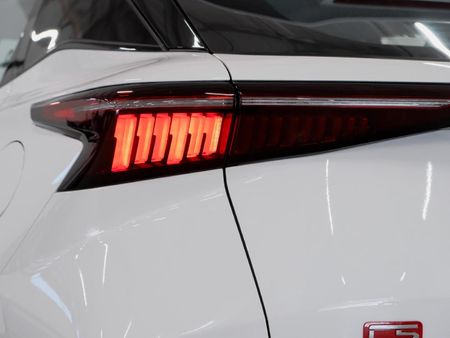2026-Omoda-C5-15T-SHS-DHT-Auto_18