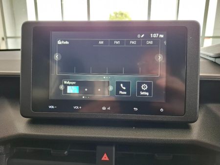2026-Toyota-Hilux-28-GD-6-RB-SRX-4x4-Auto-Double-Cab_17