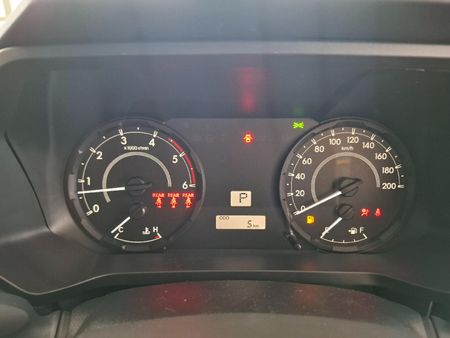 2026-Toyota-Hilux-28-GD-6-RB-SRX-4x4-Auto-Double-Cab_21