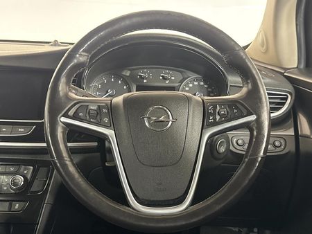 2019-Opel-Mokka-X-14T-Cosmo-Auto_13