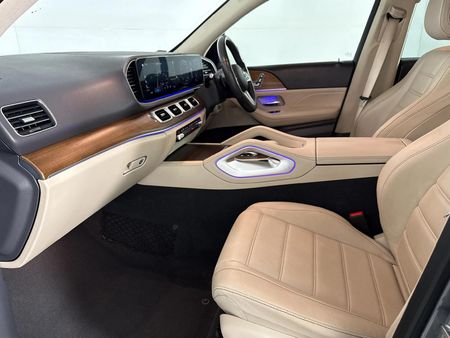 2020-Mercedes-Benz-GLE-400d-4Matic_9