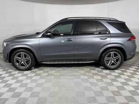 2020-Mercedes-Benz-GLE-400d-4Matic_5