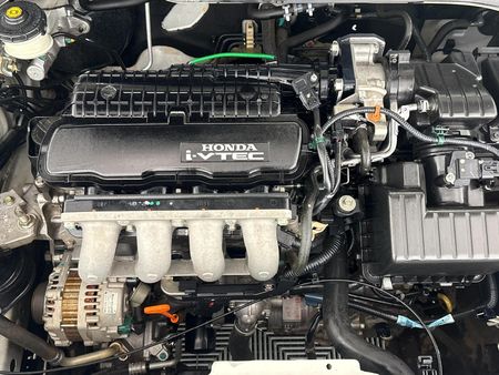 2012-Honda-Ballade-15-Elegance-Auto_14
