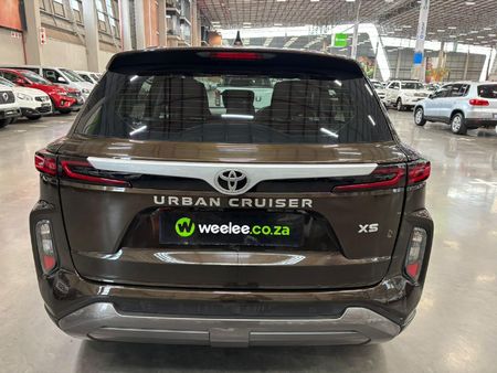 2024-Toyota-Urban-Cruiser-15-XS_5