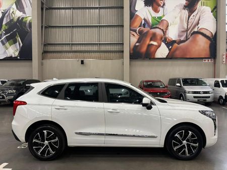 2024-Haval-Jolion-15T-Super-Luxury-Auto_1
