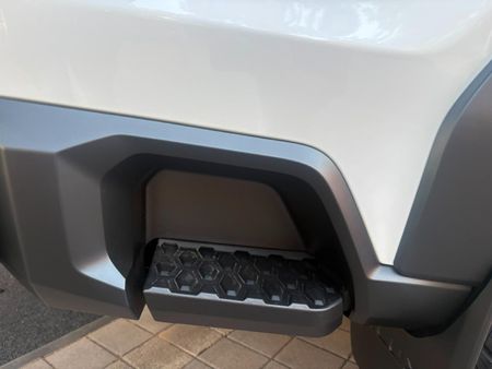 2026-Toyota-Hilux-28-GD-6-RB-Raider-Auto-Double-Cab_9