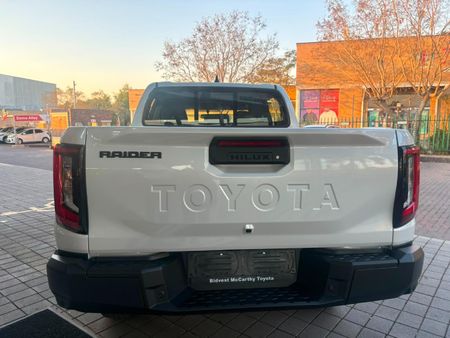 2026-Toyota-Hilux-28-GD-6-RB-Raider-Auto-Double-Cab_12
