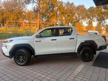 2026-Toyota-Hilux-28-GD-6-RB-Raider-Auto-Double-Cab_15
