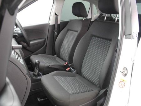 2026-Volkswagen-Polo-Vivo-14_12