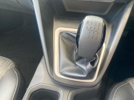 2026-Peugeot-Landtrek-19D-Professional-Double-Cab_11