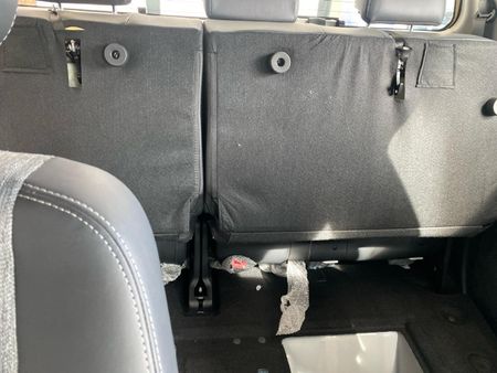 2026-Peugeot-Landtrek-19D-Professional-Double-Cab_19