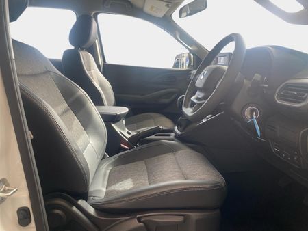2026-Peugeot-Landtrek-19D-Professional-Double-Cab_22