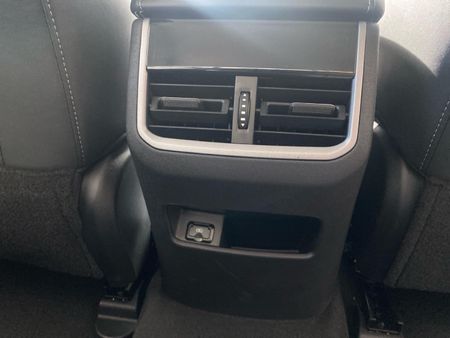 2026-Peugeot-Landtrek-19D-Professional-Double-Cab_8