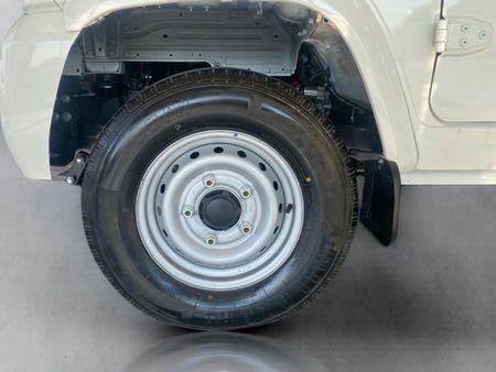 2026-Mahindra-Bolero-Maxx-City-15-VX-Single-Cab_19