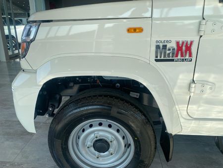 2026-Mahindra-Bolero-Maxx-City-15-VX-Single-Cab_6