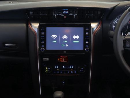 2026-Toyota-Fortuner-28-GD-6-VX-Auto-mHev_18
