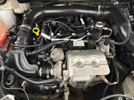 2022-Ford-EcoSport-10-EcoBoost-Titanium_13
