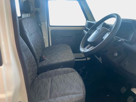 2026-Mahindra-Bolero-Maxx-City-15-VX-Single-Cab_13