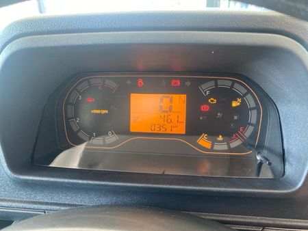 2026-Mahindra-Bolero-Maxx-City-15-VX-Single-Cab_14