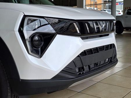 2026-Mahindra-XUV-3XO-12T-MX1-Panel-Van_4