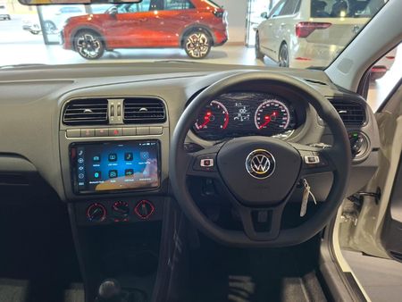 2026-Volkswagen-Polo-Vivo-14_15