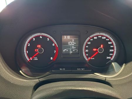 2026-Volkswagen-Polo-Vivo-14_17