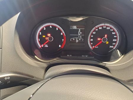 2026-Volkswagen-Polo-Vivo-14_15