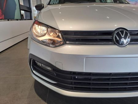 2026-Volkswagen-Polo-Vivo-14_7