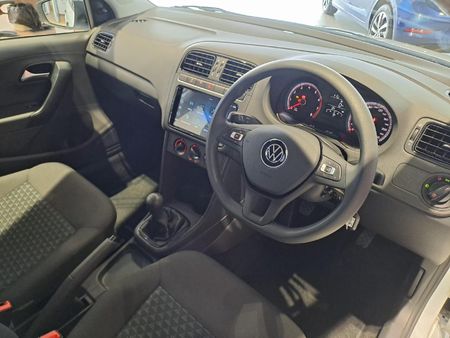 2026-Volkswagen-Polo-Vivo-14_11