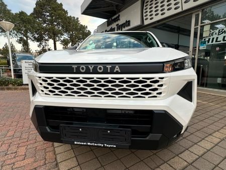 2026-Toyota-Hilux-28-GD-6-RB-SRX-Auto-Single-Cab_2