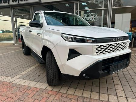 2026-Toyota-Hilux-28-GD-6-RB-SRX-Auto-Single-Cab_3