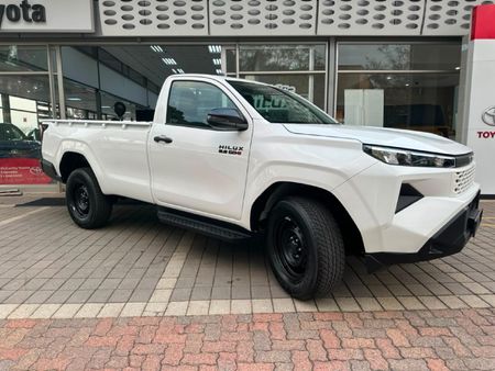 2026-Toyota-Hilux-28-GD-6-RB-SRX-Auto-Single-Cab_4