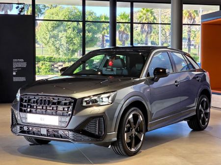 2026-Audi-Q2-35TFSI-Black-Edition_2