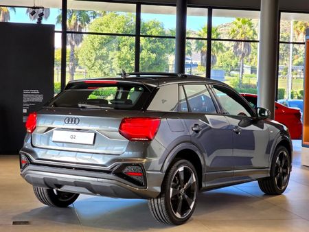 2026-Audi-Q2-35TFSI-Black-Edition_3