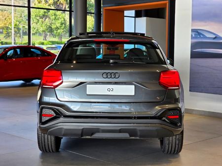 2026-Audi-Q2-35TFSI-Black-Edition_4