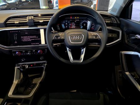 2026-Audi-Q3-35TDI-Sportback-S-Tronic_12