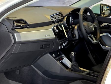 2026-Audi-Q3-35TDI-Sportback-S-Tronic_13