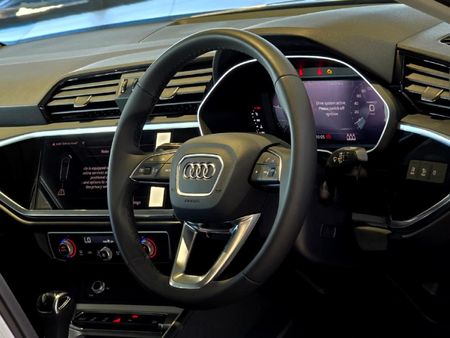 2026-Audi-Q3-35TDI-Sportback-S-Tronic_18